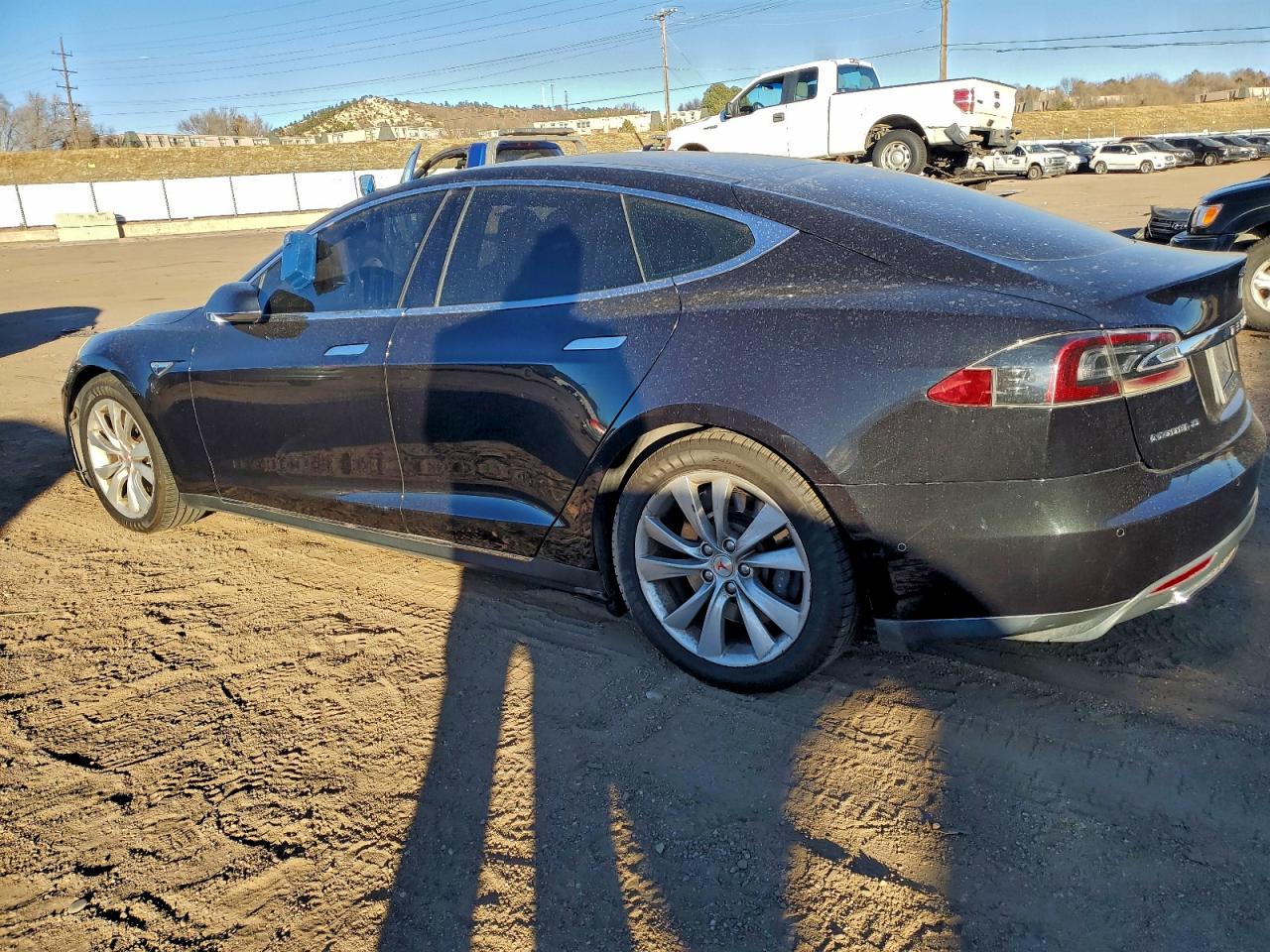 Tesla Model S 85d Image 2