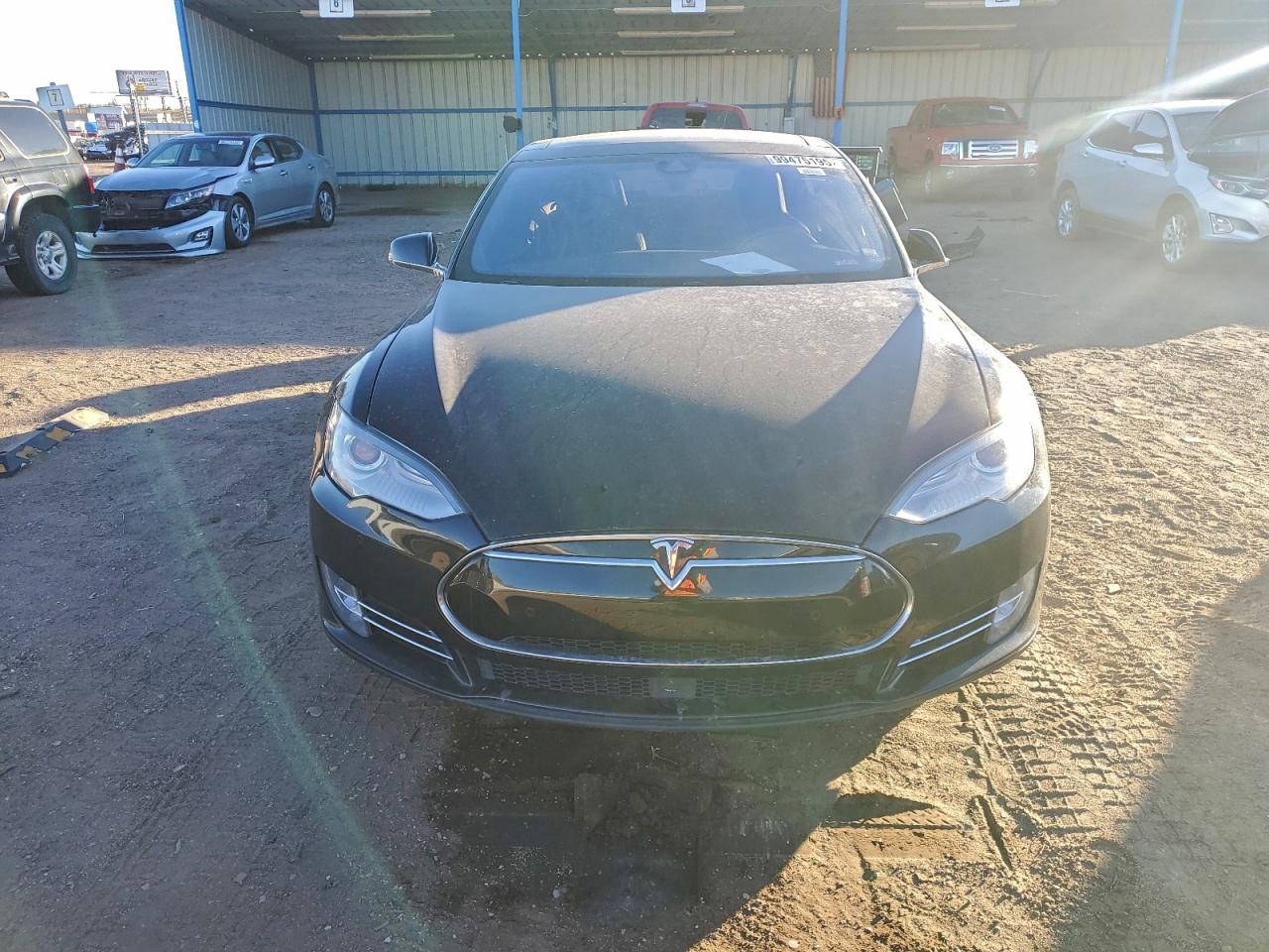 Tesla Model S 85d Image 4