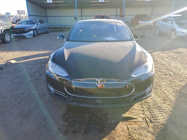 Tesla Model S 85d Image 4