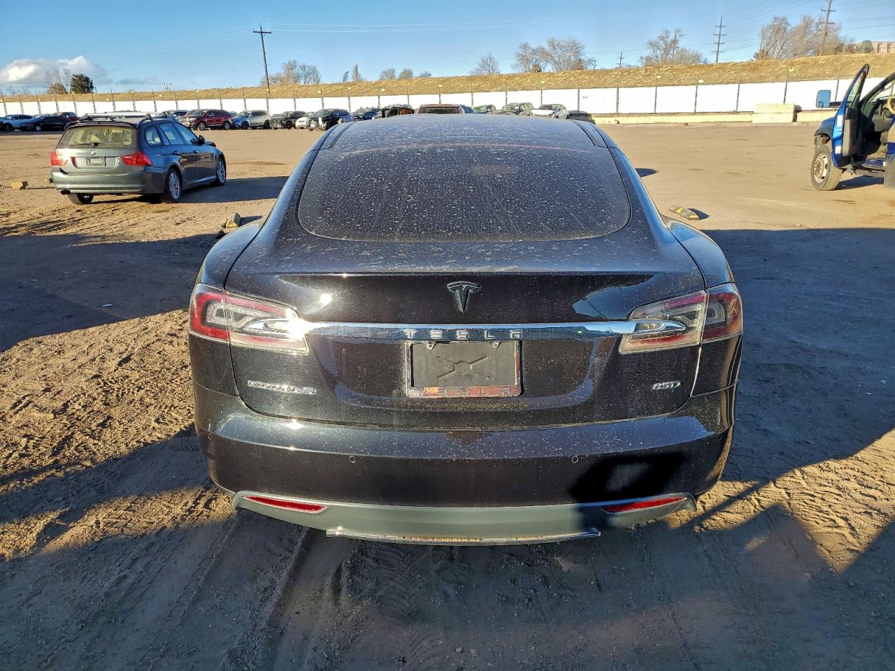 Tesla Model S 85d Image 11