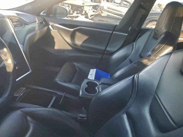 Tesla Model S 85d Image 7