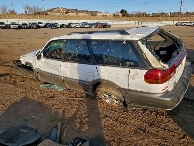 Subaru Legacy Outback Image 5