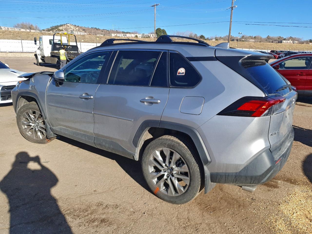 Toyota RAV4 Xle Premium Image 2