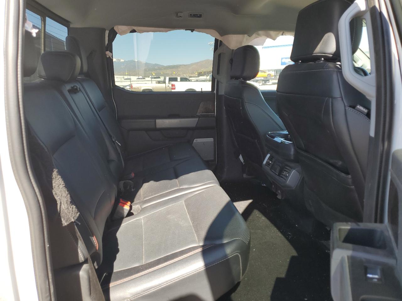 Ford F-150 Supercrew Image 6