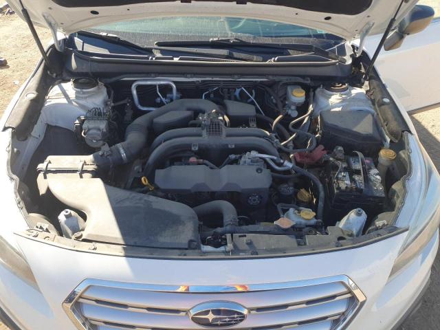 Subaru Outback 2.5i Image 14