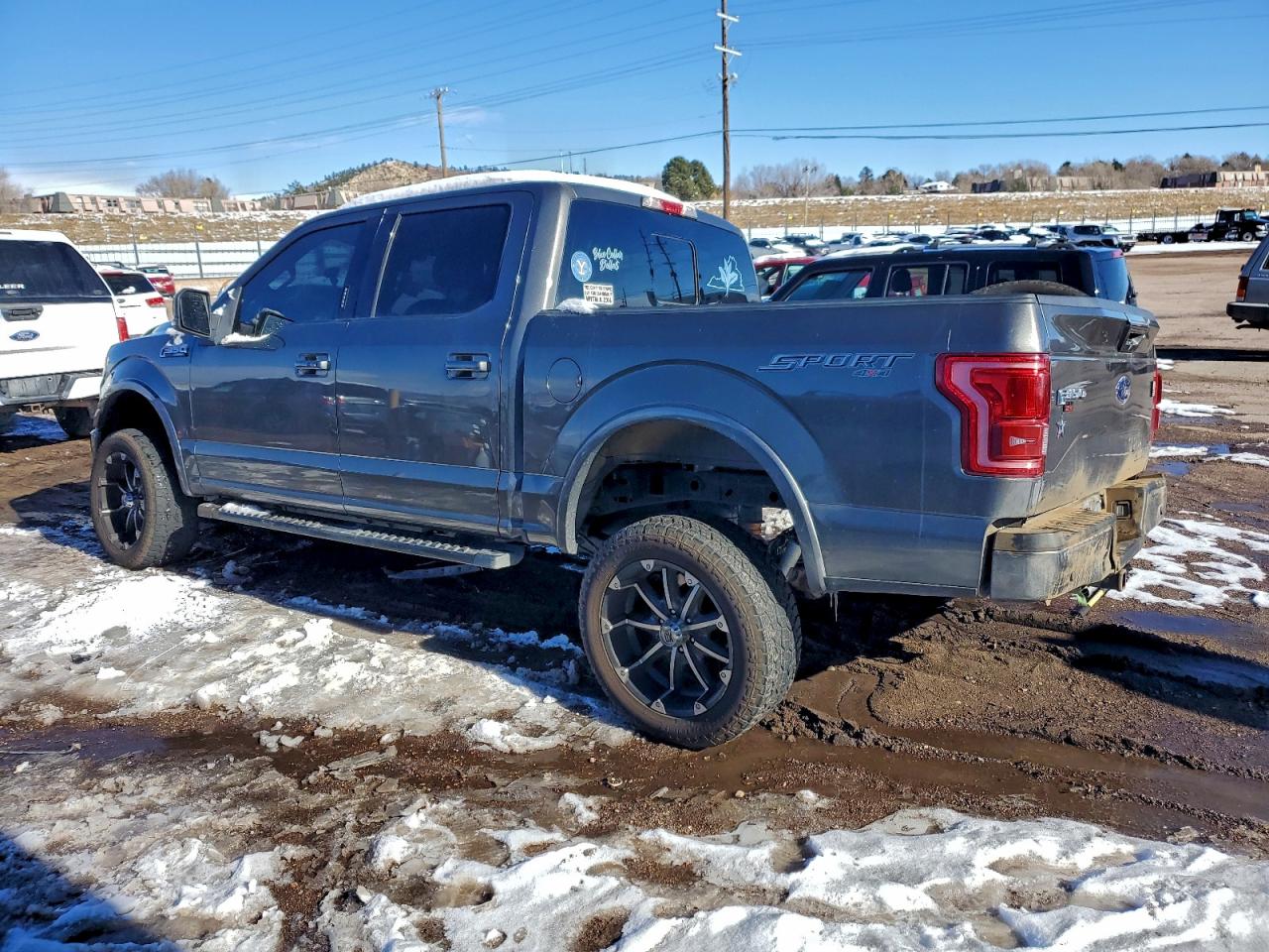 Ford F-150 Supercrew Image 7