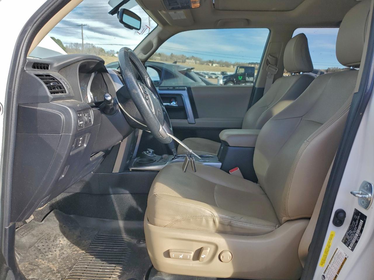 Toyota 4Runner Sr5/sr5 Premium Image 5