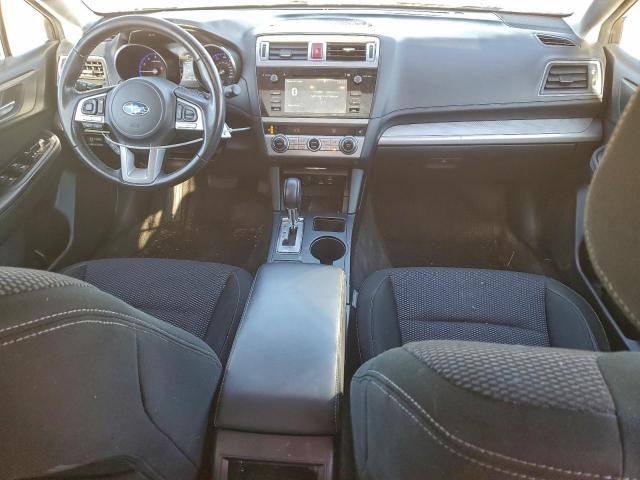 Subaru Outback 2.5i Premium Image 10