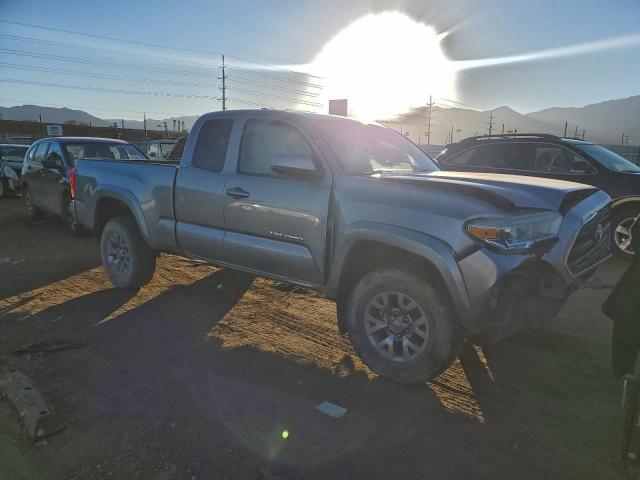 Toyota Tacoma Access Cab Image 5