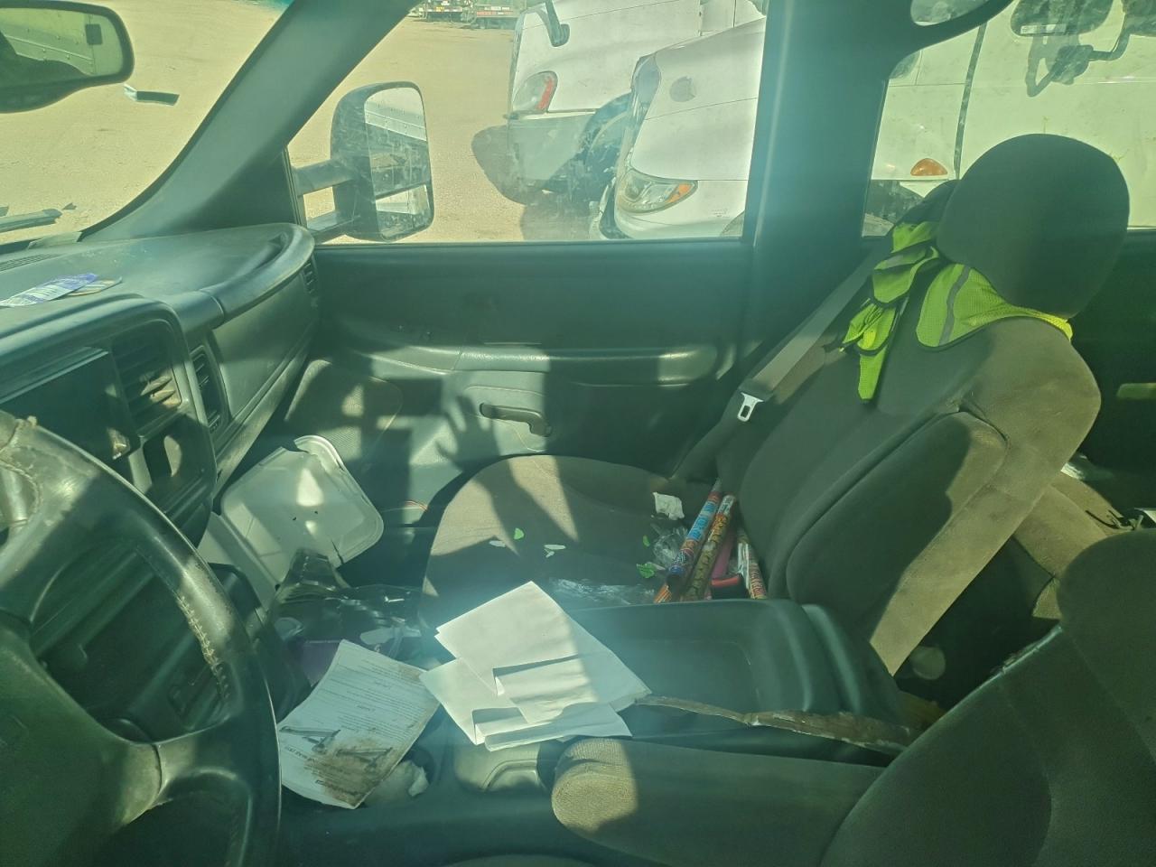 GMC Sierra K3500 Image 5