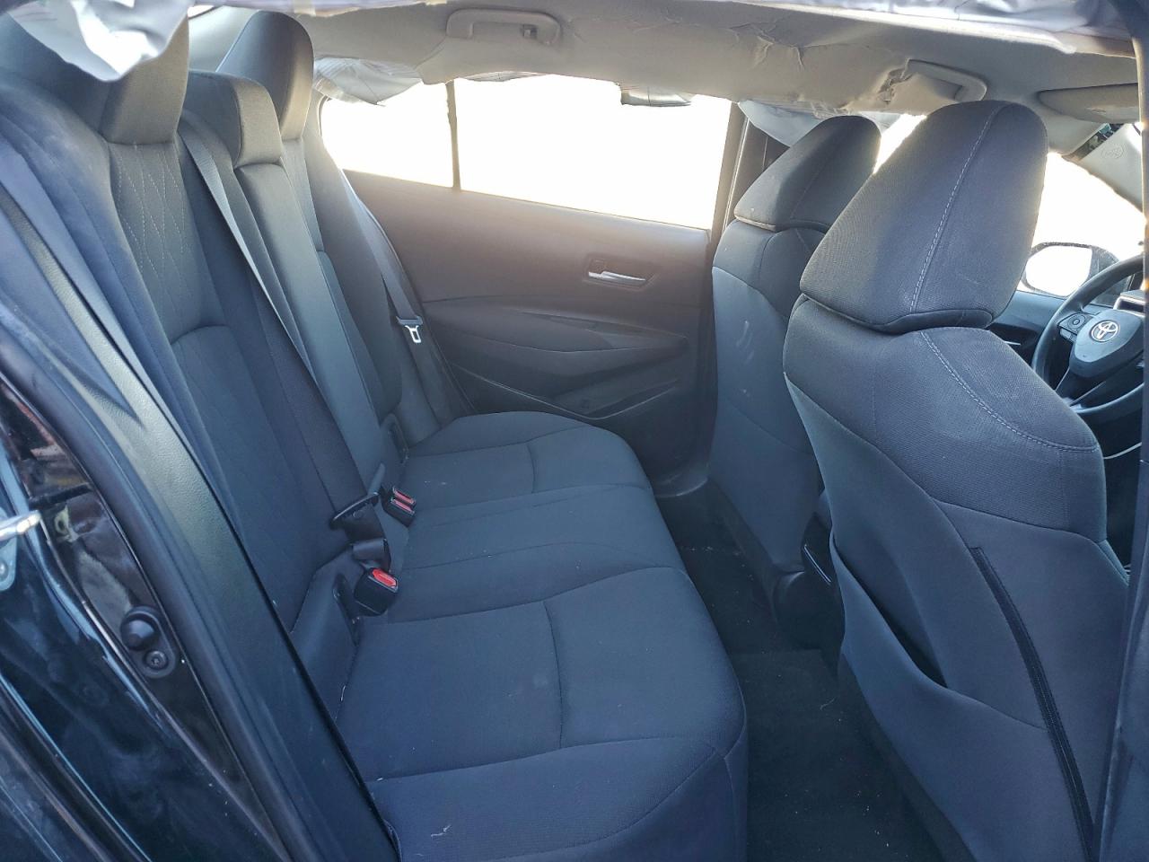 Toyota Corolla Le Image 5