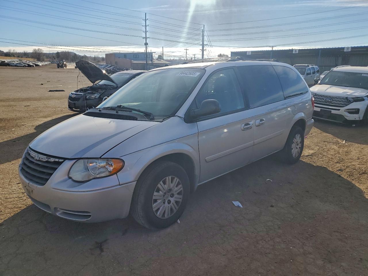 Chrysler Minivan Lx Image 1