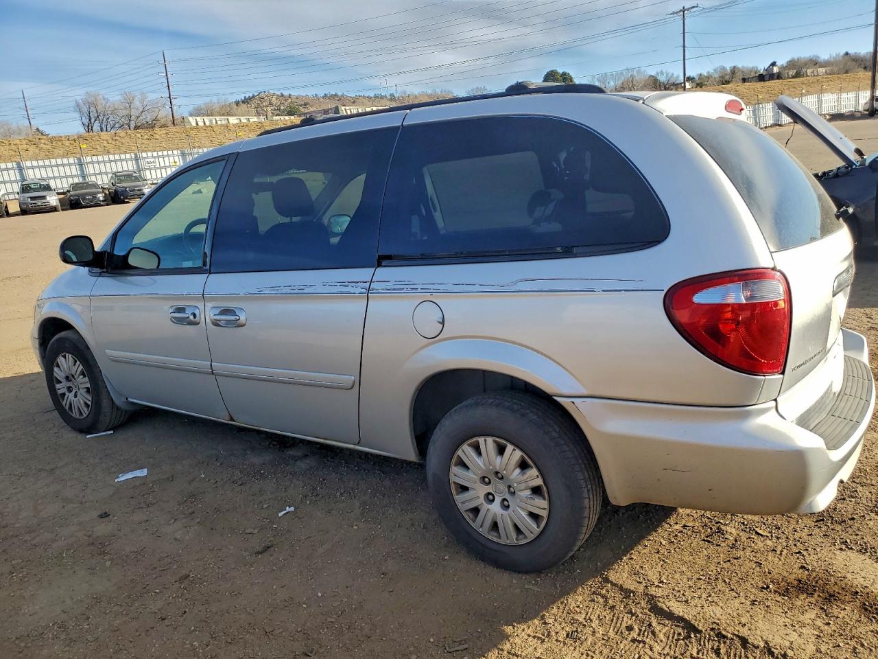 Chrysler Minivan Lx Image 2