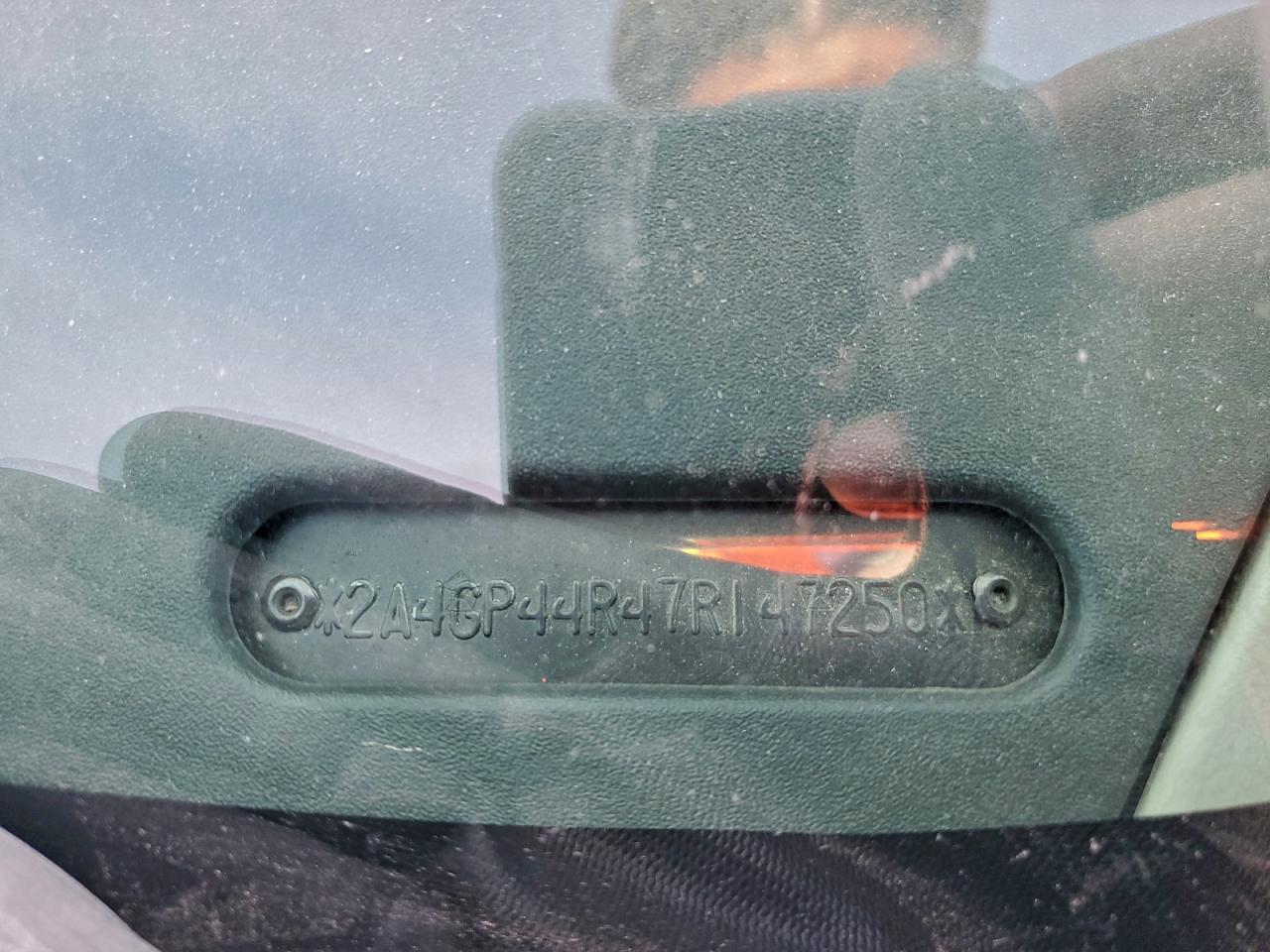 Chrysler Minivan Lx Image 13