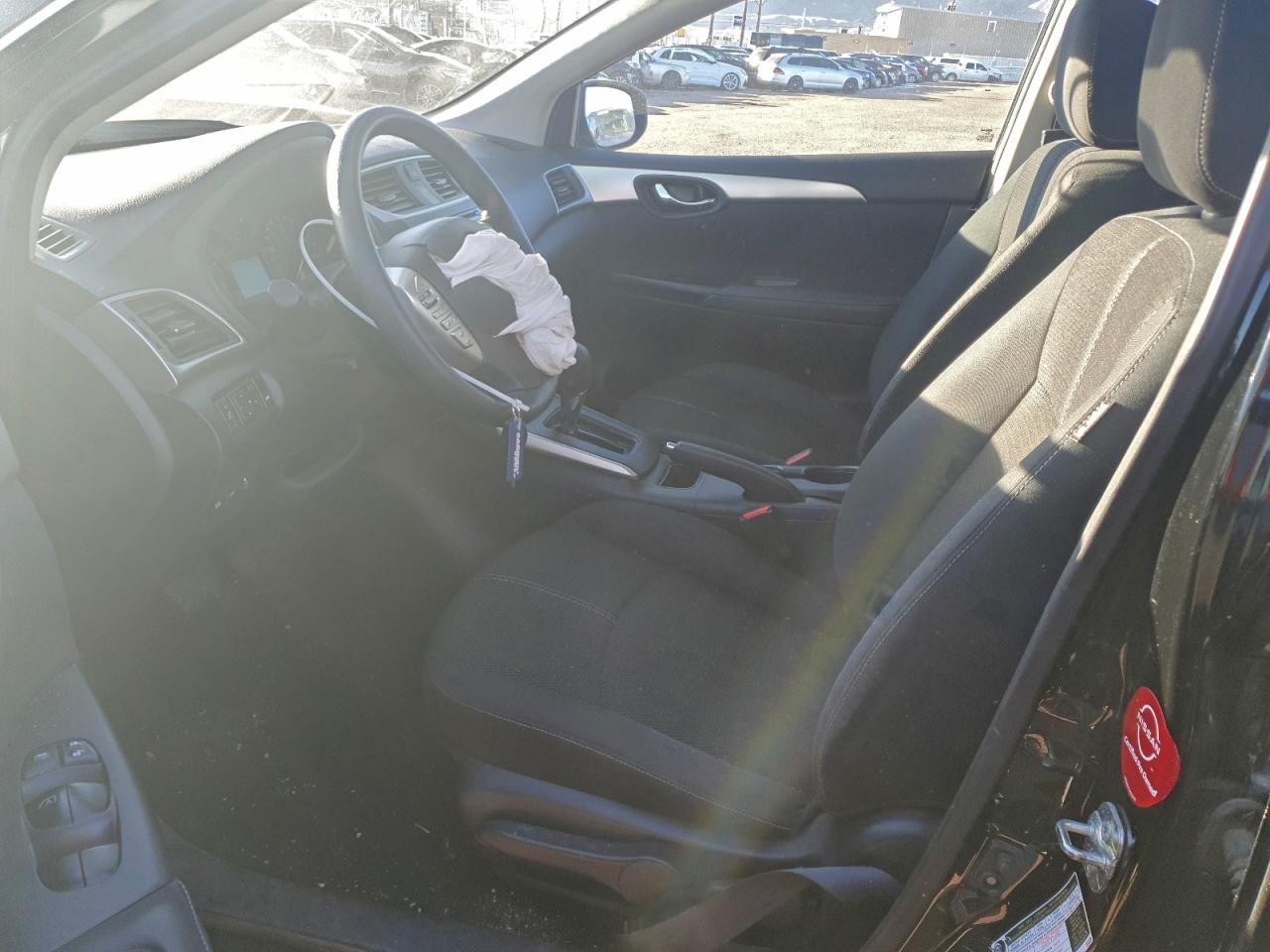 Nissan Sentra S Image 6