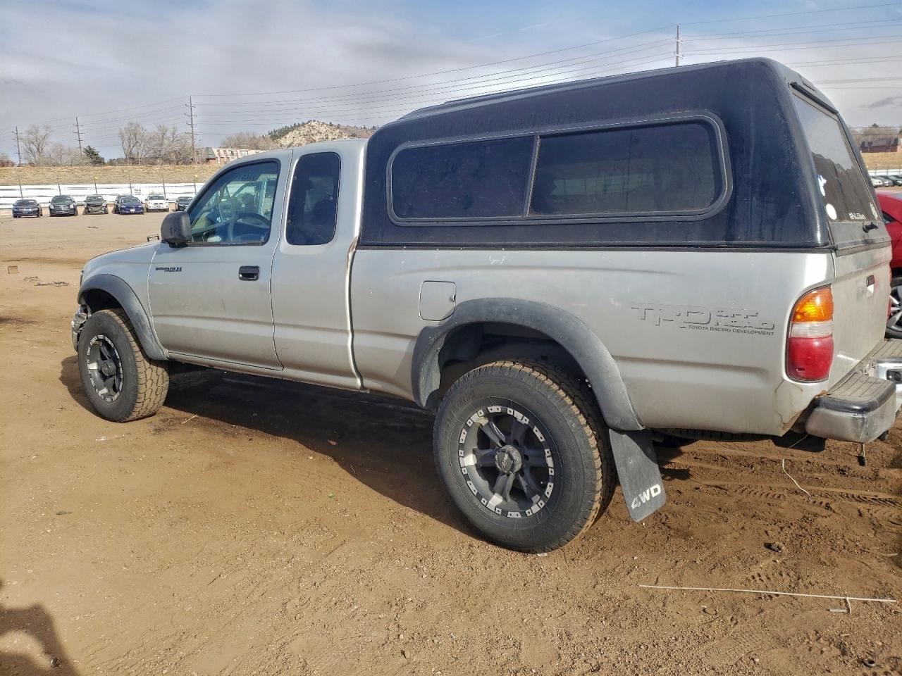 Toyota Tacoma Xtracab Image 2