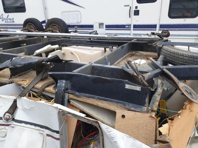 Fleetwood Trailer Image 10