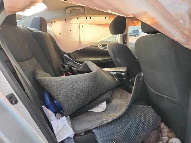 Nissan Sentra S Image 6