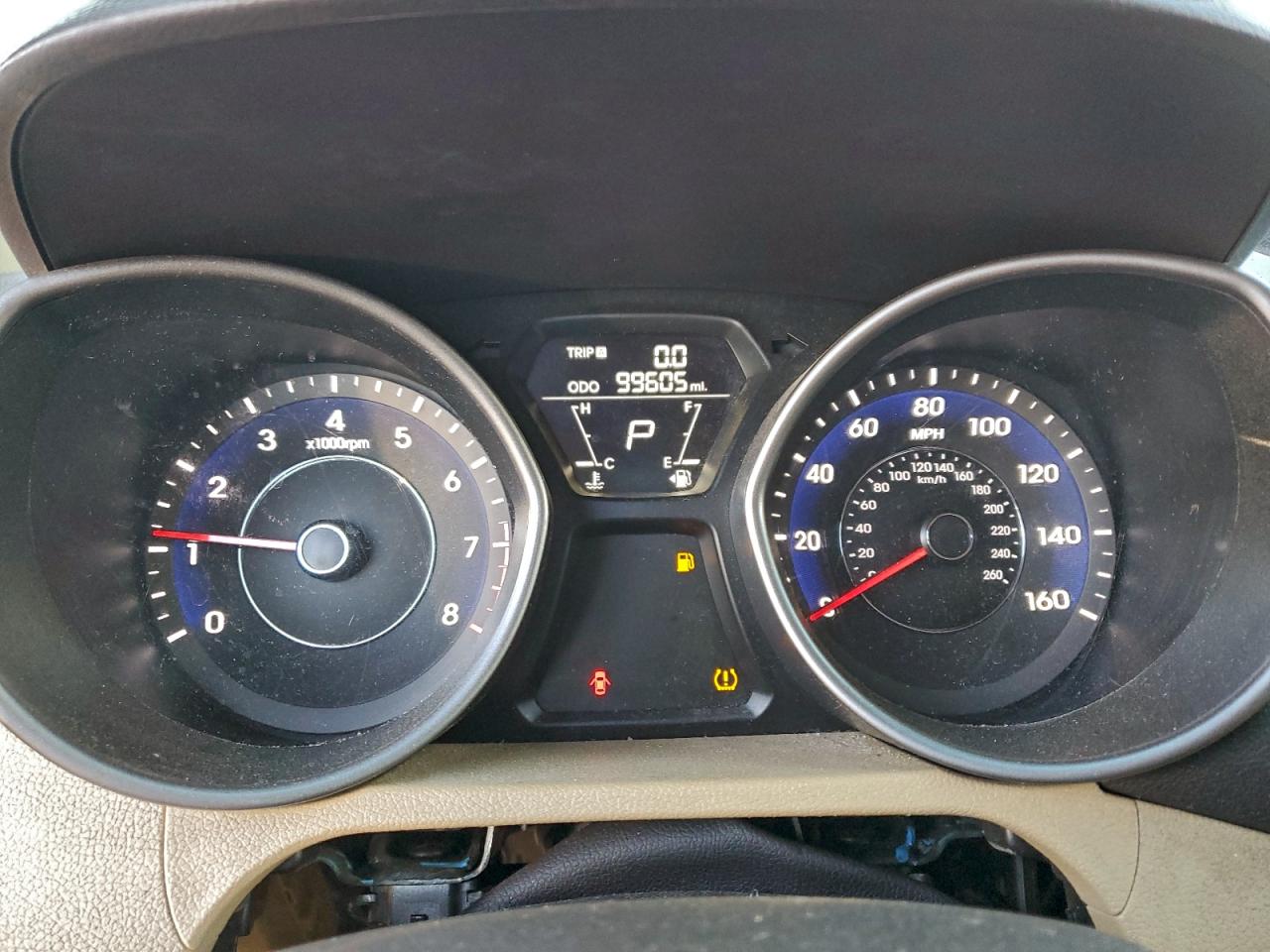 Hyundai ELANTRA Gls Image 10