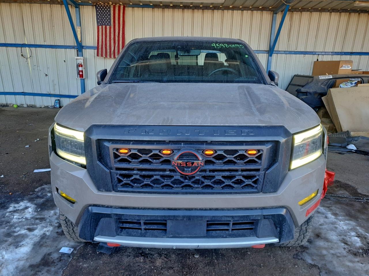 Nissan Frontier S Image 8