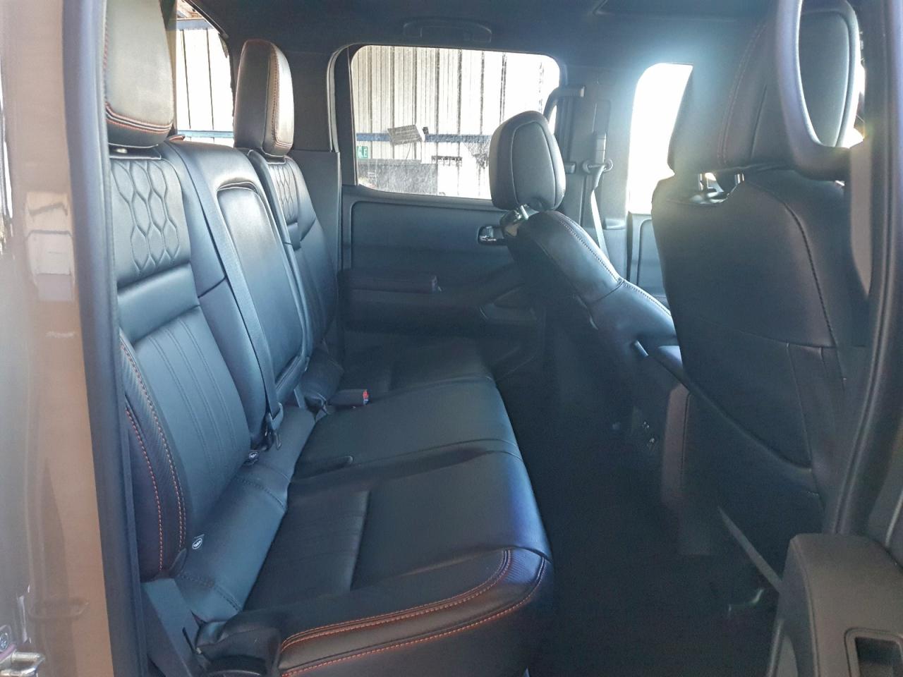 Nissan Frontier S Image 4