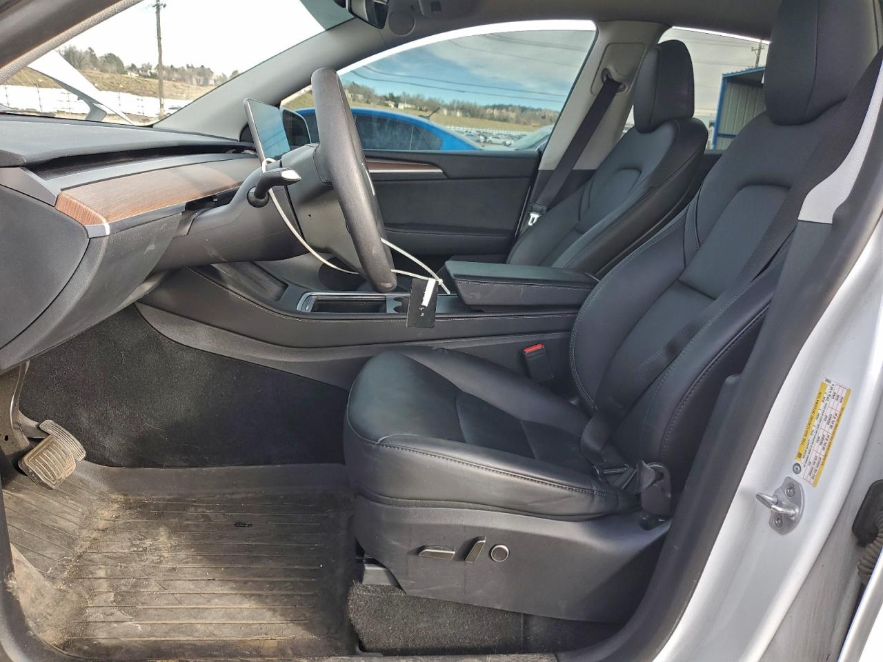 Tesla Model Y Image 11