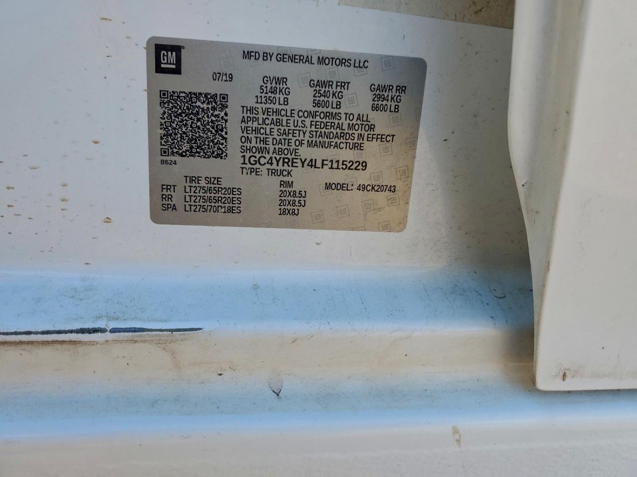 Chevrolet Silverado K2500 High Country Image 12