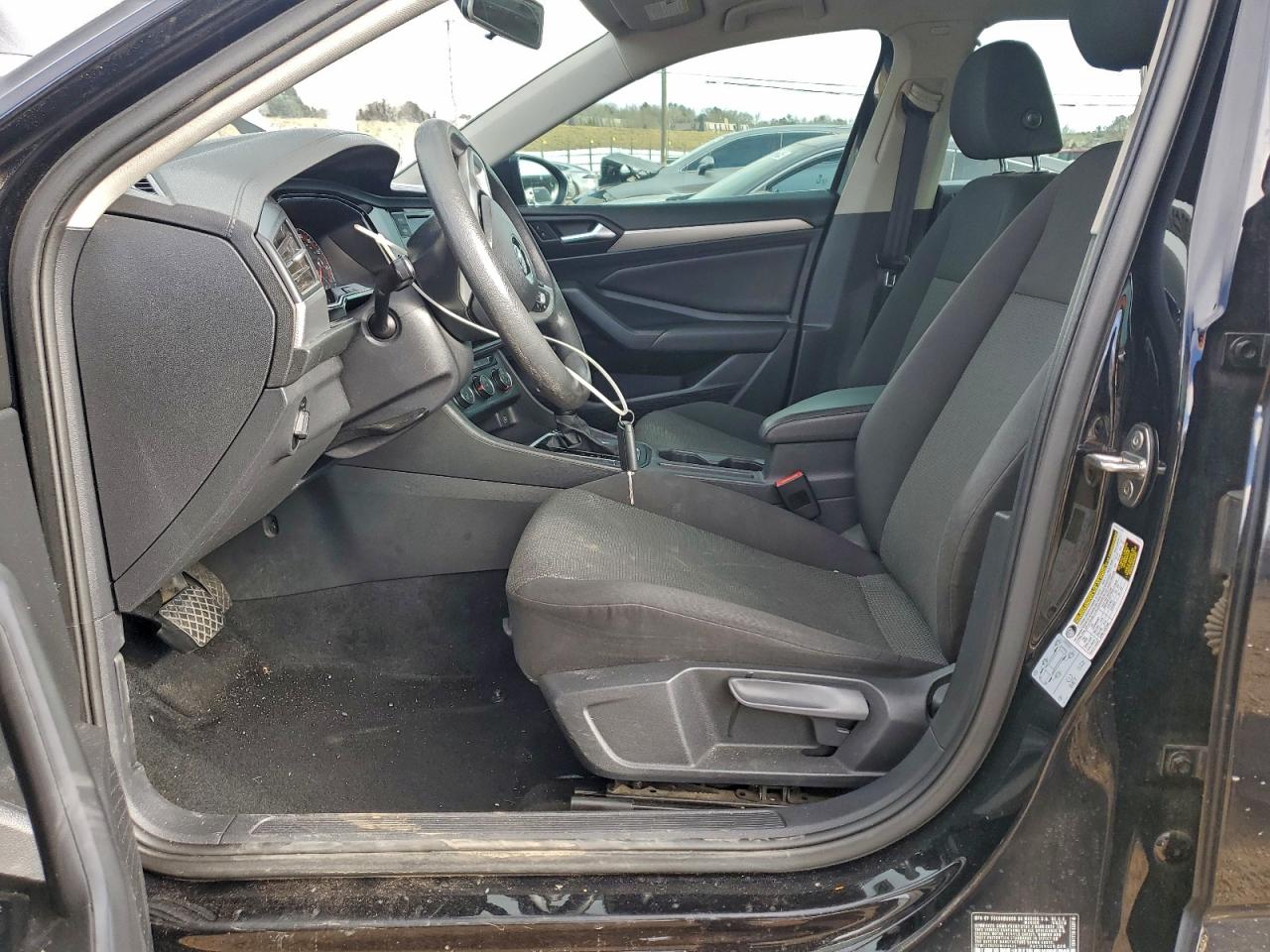 Volkswagen Jetta S Image 5