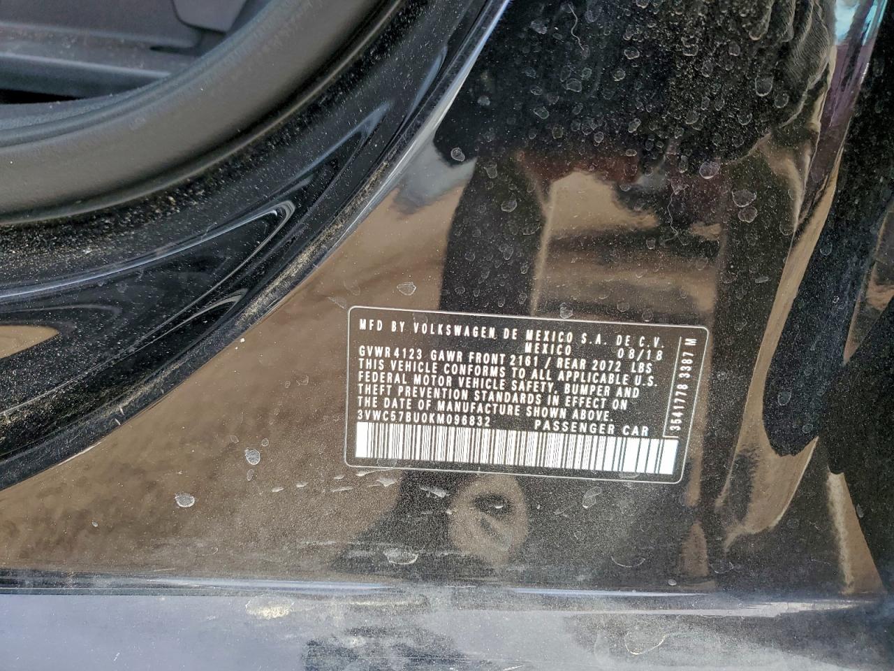 Volkswagen Jetta S Image 9