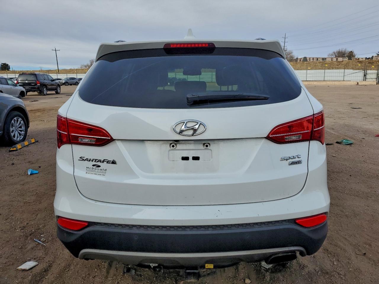 Hyundai SANTA FE Image 6