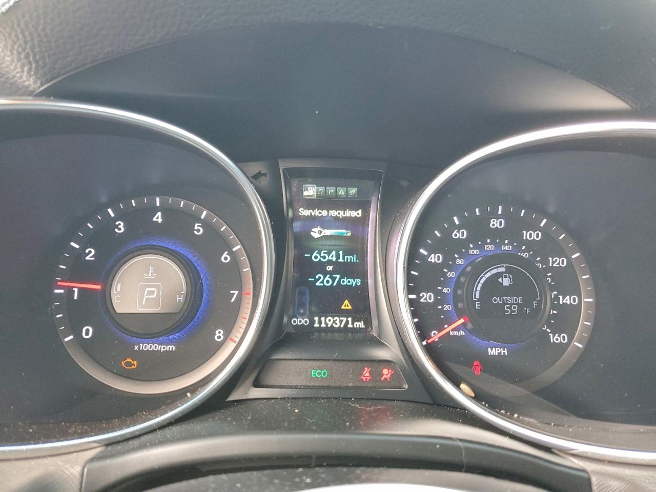 Hyundai SANTA FE Image 8