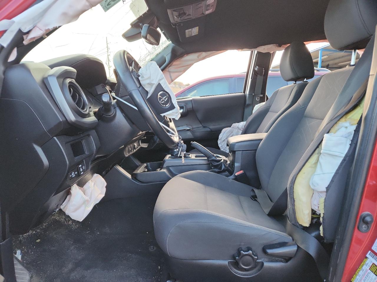 Toyota Tacoma Double Cab Image 7