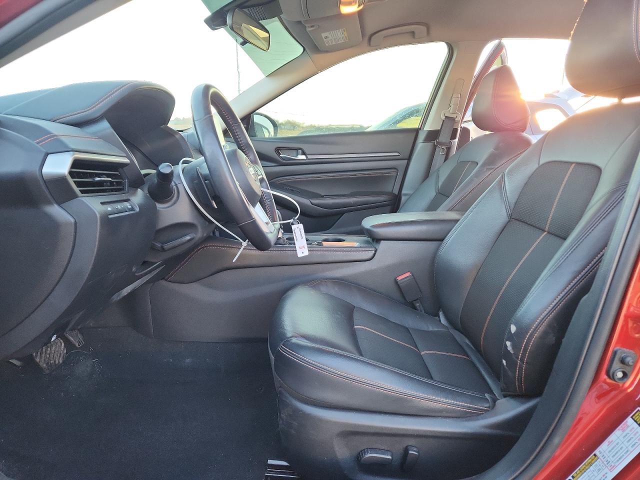 Nissan Altima Sr Image 13