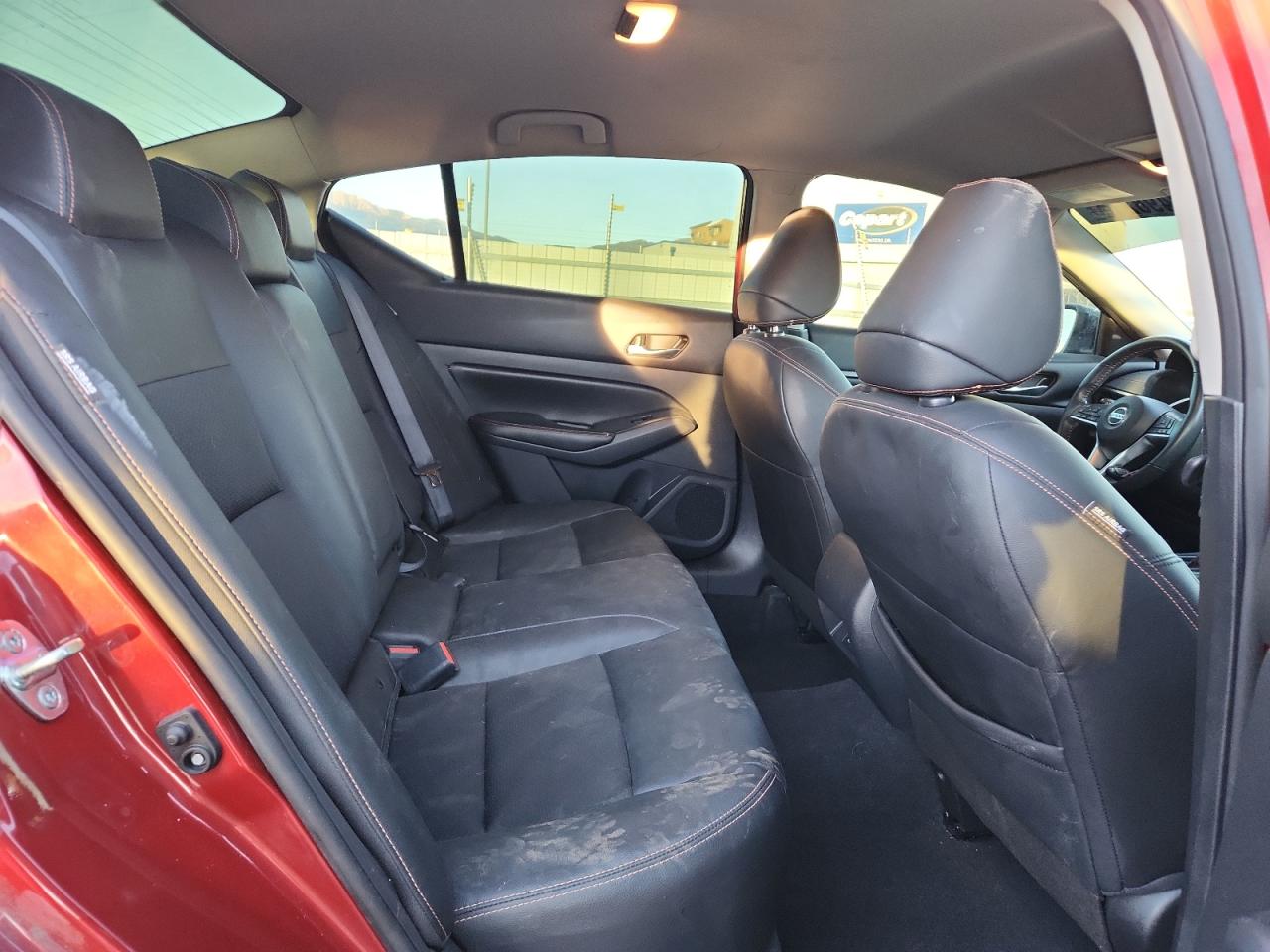 Nissan Altima Sr Image 8