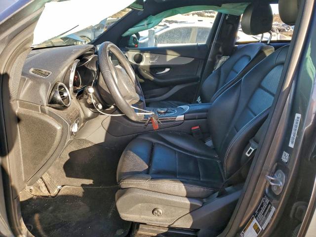 Mercedes-Benz GLC 300 Image 6