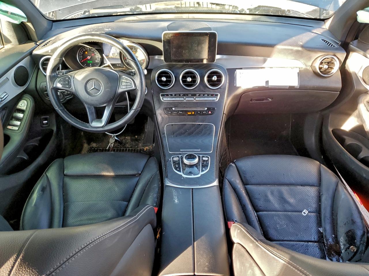 Mercedes-Benz GLC 300 Image 9