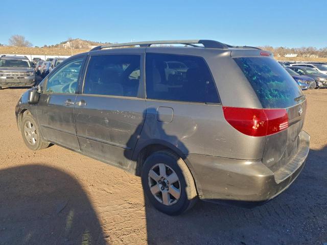 Toyota Sienna Ce Image 6