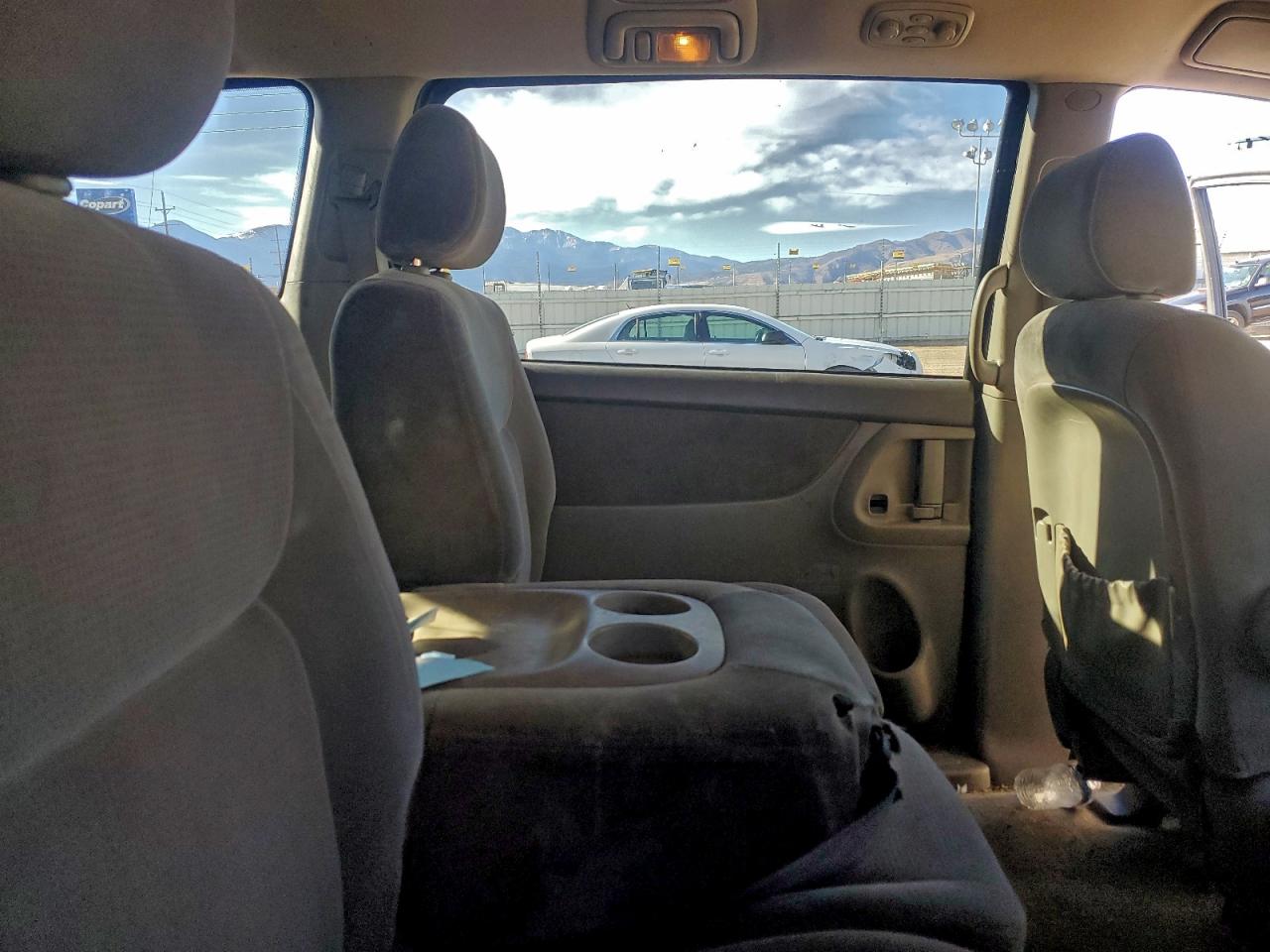 Toyota Sienna Ce Image 13