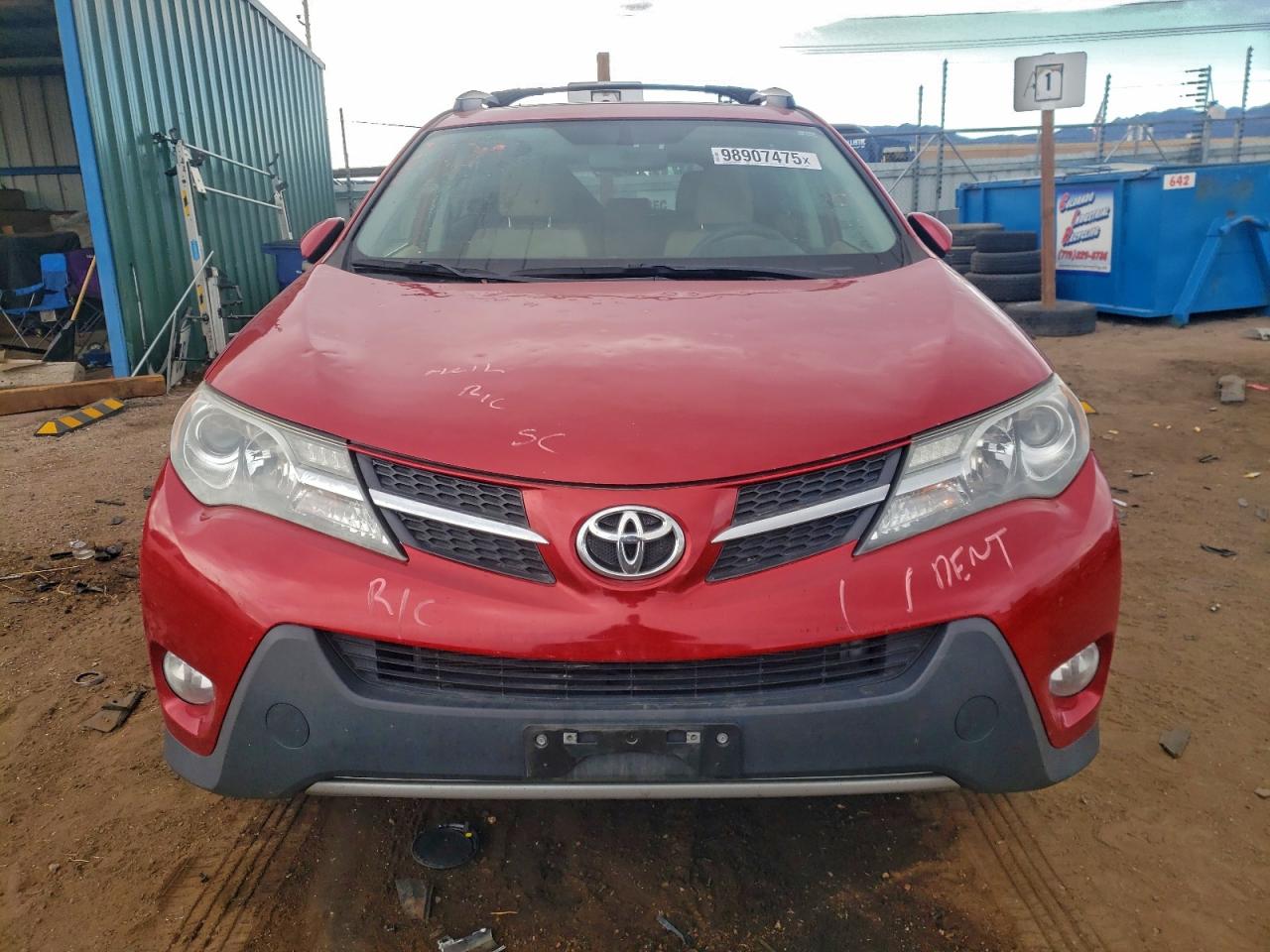 Toyota RAV4 Xle Image 4