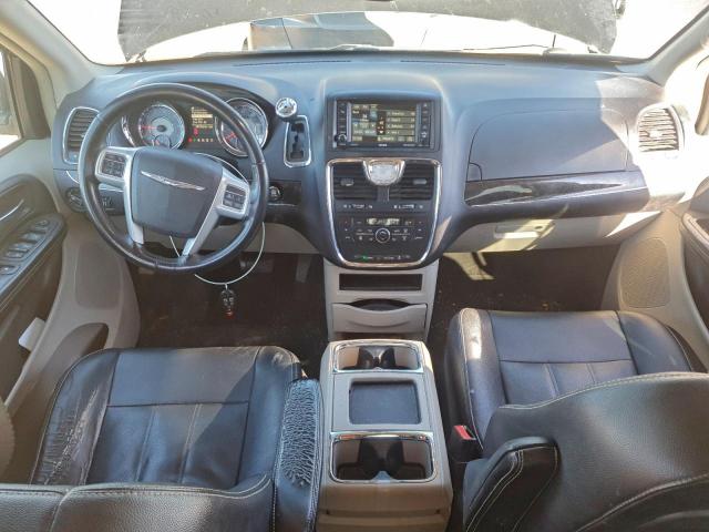 Chrysler Minivan Touring L Image 9